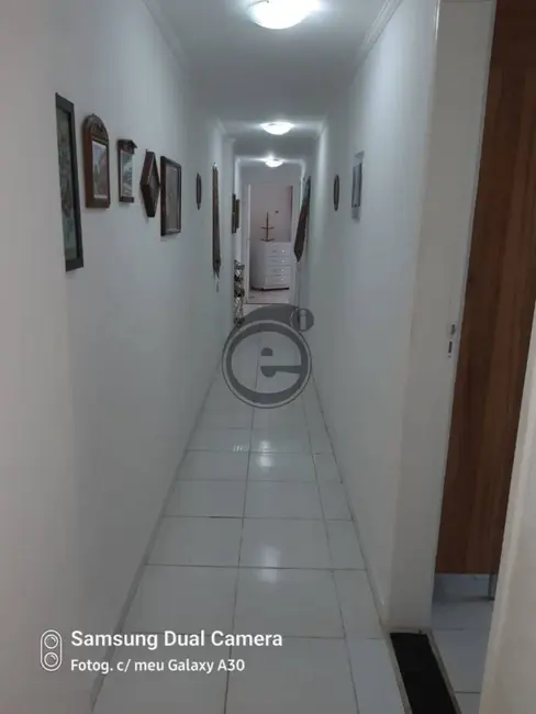 Apartamento com 2 quartos para alugar, 75m2 em Macuco, Santos - SP - imagem 4 Foto 4 de Apartamento com 2 quartos para alugar, 75m2 em Macuco, Santos - SP