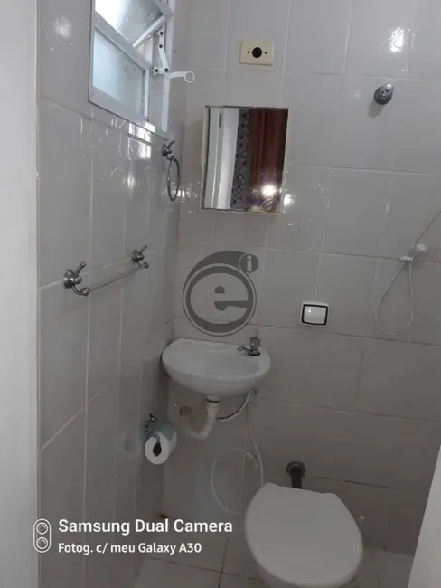 Apartamento com 2 quartos para alugar, 75m2 em Macuco, Santos - SP - imagem 7 Foto 7 de Apartamento com 2 quartos para alugar, 75m2 em Macuco, Santos - SP