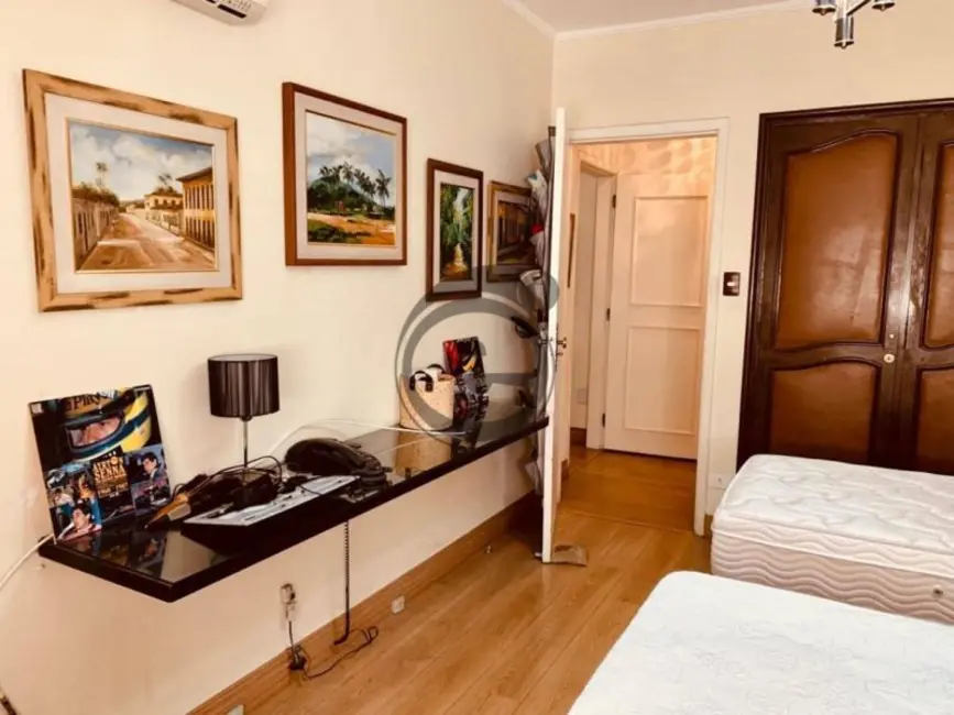 Apartamento com 4 quartos para alugar em Gonzaga, Santos - SP - imagem 6 Foto 6 de Apartamento com 4 quartos para alugar em Gonzaga, Santos - SP
