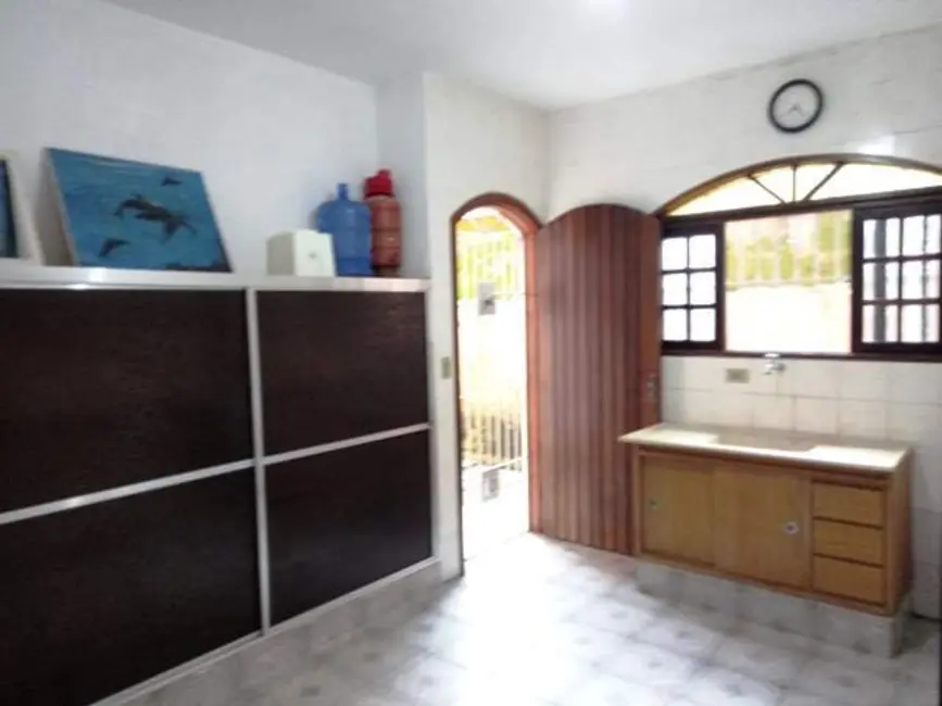 Foto 3 de Casa com 2 quartos à venda, 175m2 em Peruibe - SP