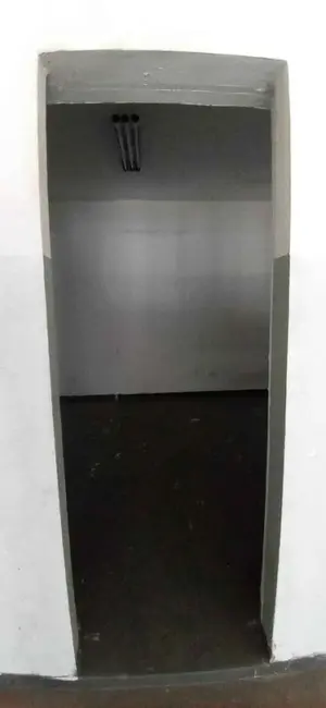 Armazém / Galpão com 2 quartos para alugar, 170m2 em Macuco, Santos - SP - imagem 7 Foto 7 de Armazém / Galpão com 2 quartos para alugar, 170m2 em Macuco, Santos - SP