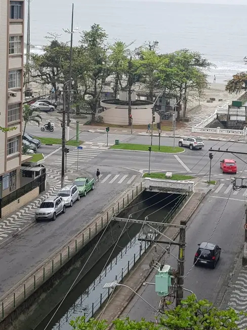 Apartamento com 3 quartos para alugar, 136m2 em Embaré, Santos - SP - imagem 3 Foto 3 de Apartamento com 3 quartos para alugar, 136m2 em Embaré, Santos - SP