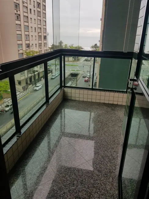 Apartamento com 3 quartos para alugar, 136m2 em Embaré, Santos - SP - imagem 4 Foto 4 de Apartamento com 3 quartos para alugar, 136m2 em Embaré, Santos - SP