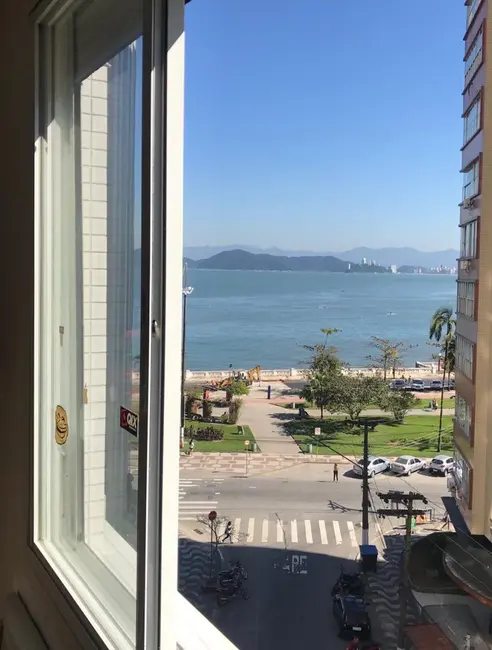 Apartamento com 3 quartos à venda, 150m2 em Ponta da Praia, Santos - SP - imagem 4 Foto 4 de Apartamento com 3 quartos à venda, 150m2 em Ponta da Praia, Santos - SP