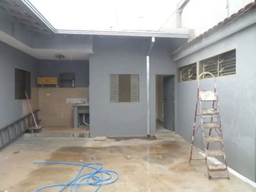 Foto 1 de Casa com 5 quartos à venda, 248m2 em Jardim das Estações (Vila Xavier), Araraquara - SP