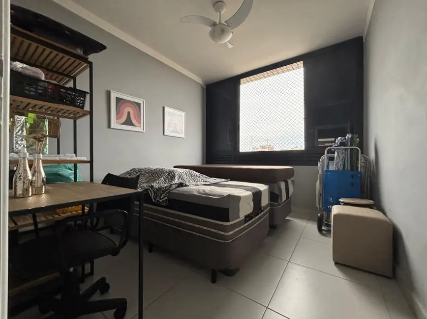 Apartamento com 2 quartos à venda, 50m2 em Gonzaga, Santos - SP - imagem 3 Foto 3 de Apartamento com 2 quartos à venda, 50m2 em Gonzaga, Santos - SP