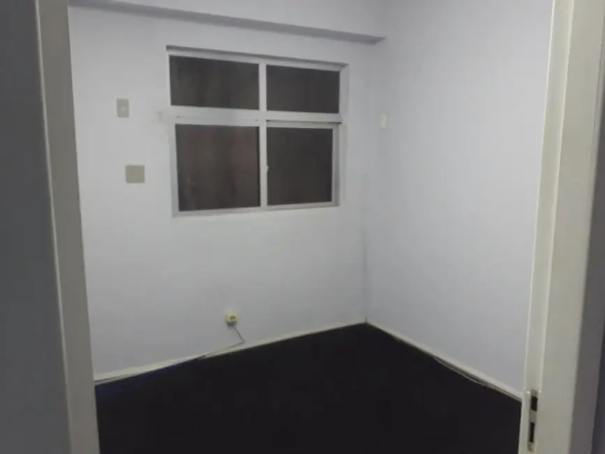Sala Comercial para alugar, 109m2 em Centro, Santos - SP - imagem 4 Foto 4 de Sala Comercial para alugar, 109m2 em Centro, Santos - SP