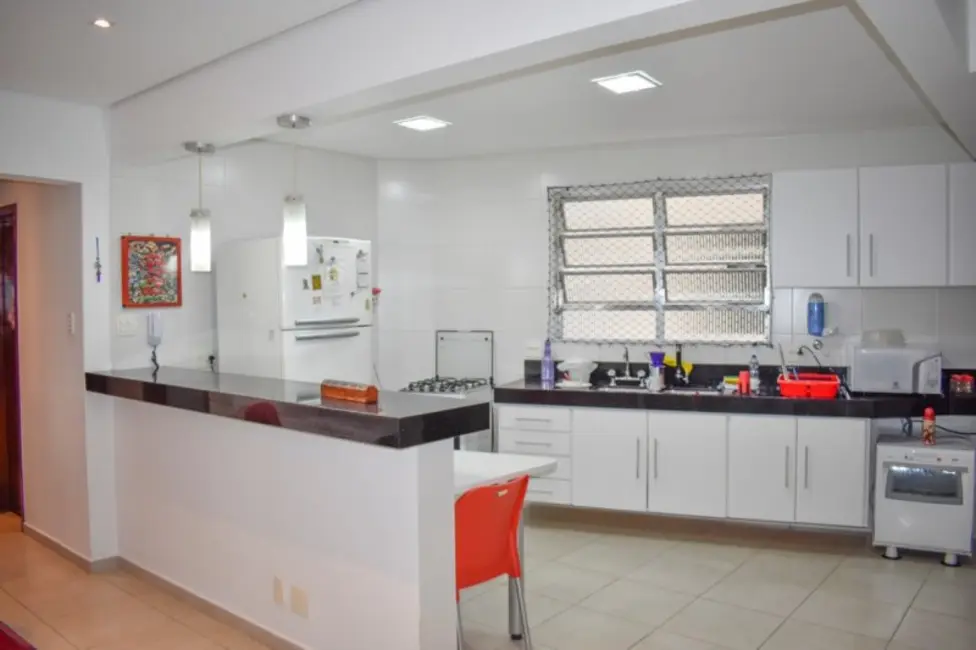 Apartamento com 2 quartos à venda, 105m2 em Gonzaga, Santos - SP - imagem 3 Foto 3 de Apartamento com 2 quartos à venda, 105m2 em Gonzaga, Santos - SP