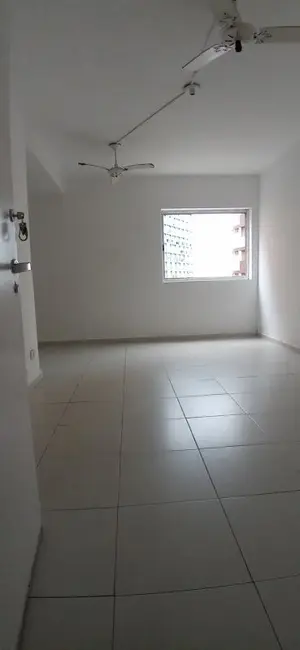 Foto 2 de Kitnet com 1 quarto à venda, 38m2 em Itararé, Sao Vicente - SP