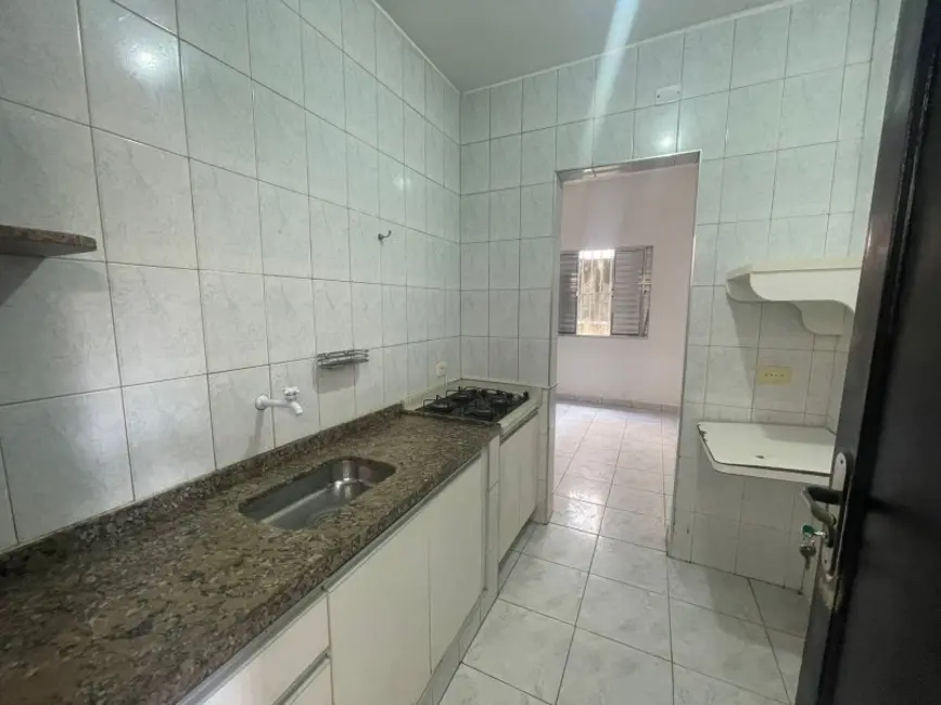 Foto 1 de Kitnet com 1 quarto à venda, 20m2 em Centro, Sao Vicente - SP