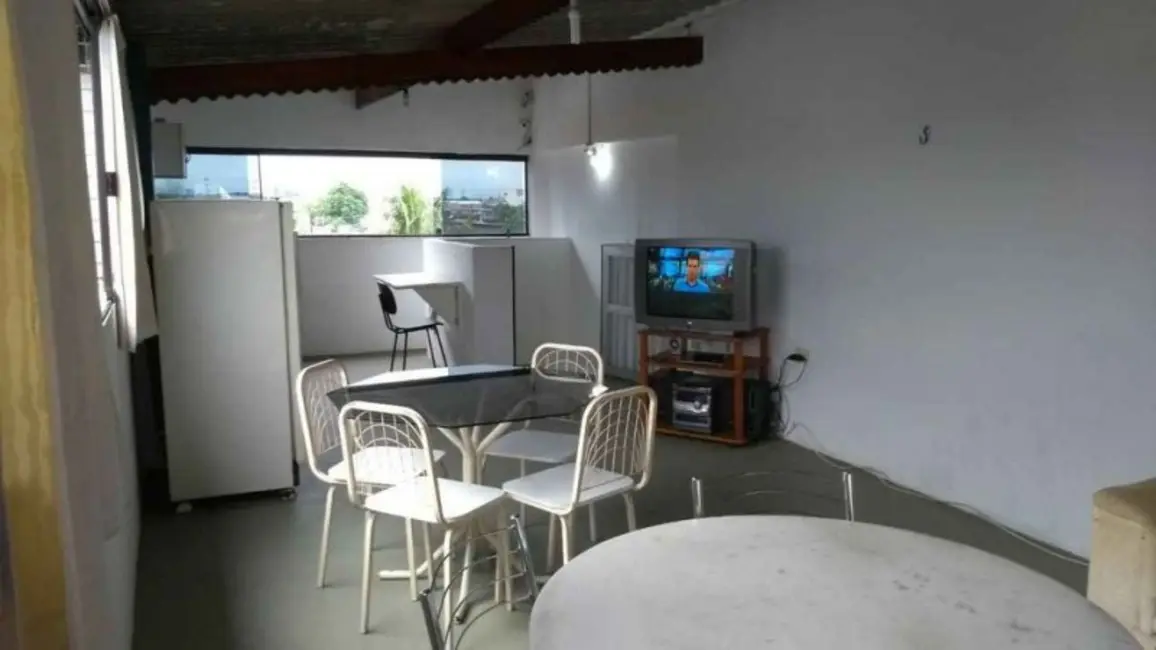 Foto 3 de Casa com 4 quartos à venda, 175m2 em Nova Mirim, Praia Grande - SP