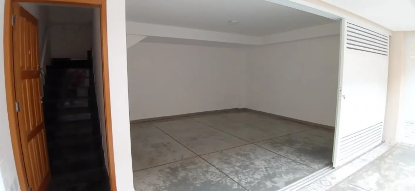 Casa com 2 quartos para alugar, 92m2 em Marapé, Santos - SP - imagem 3 Foto 3 de Casa com 2 quartos para alugar, 92m2 em Marapé, Santos - SP