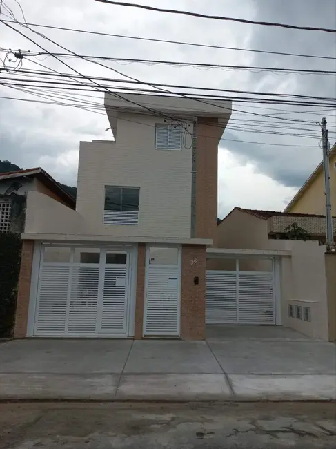 Foto 1 de Casa com 2 quartos para alugar, 92m2 em Marapé, Santos - SP
