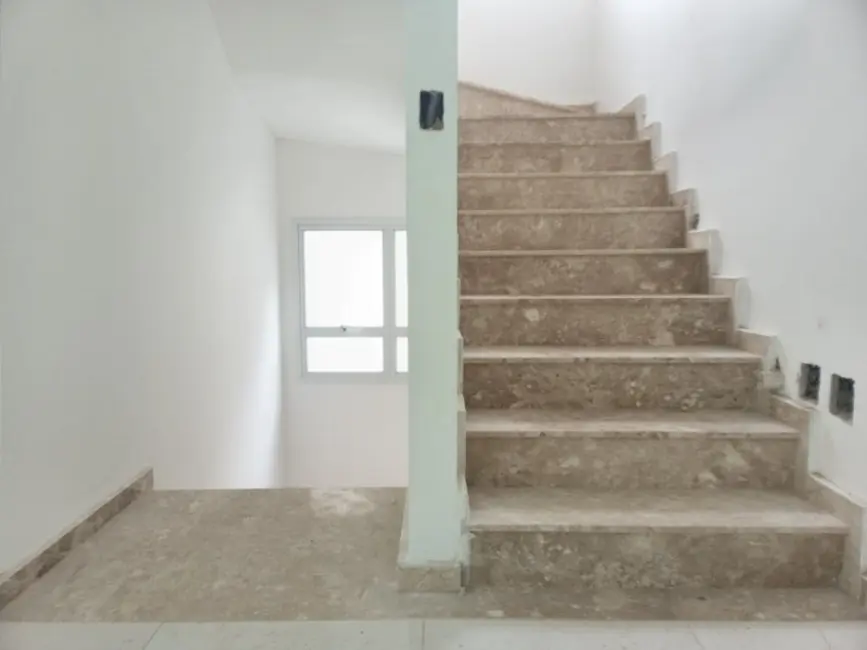 Foto 4 de Casa com 3 quartos à venda, 150m2 em Embaré, Santos - SP