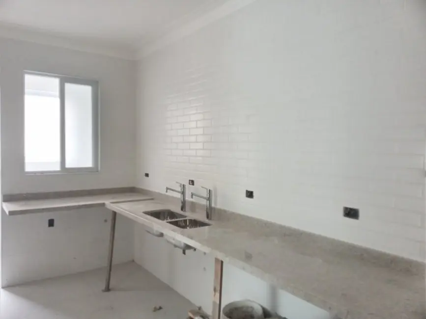 Foto 2 de Casa com 3 quartos à venda, 150m2 em Embaré, Santos - SP
