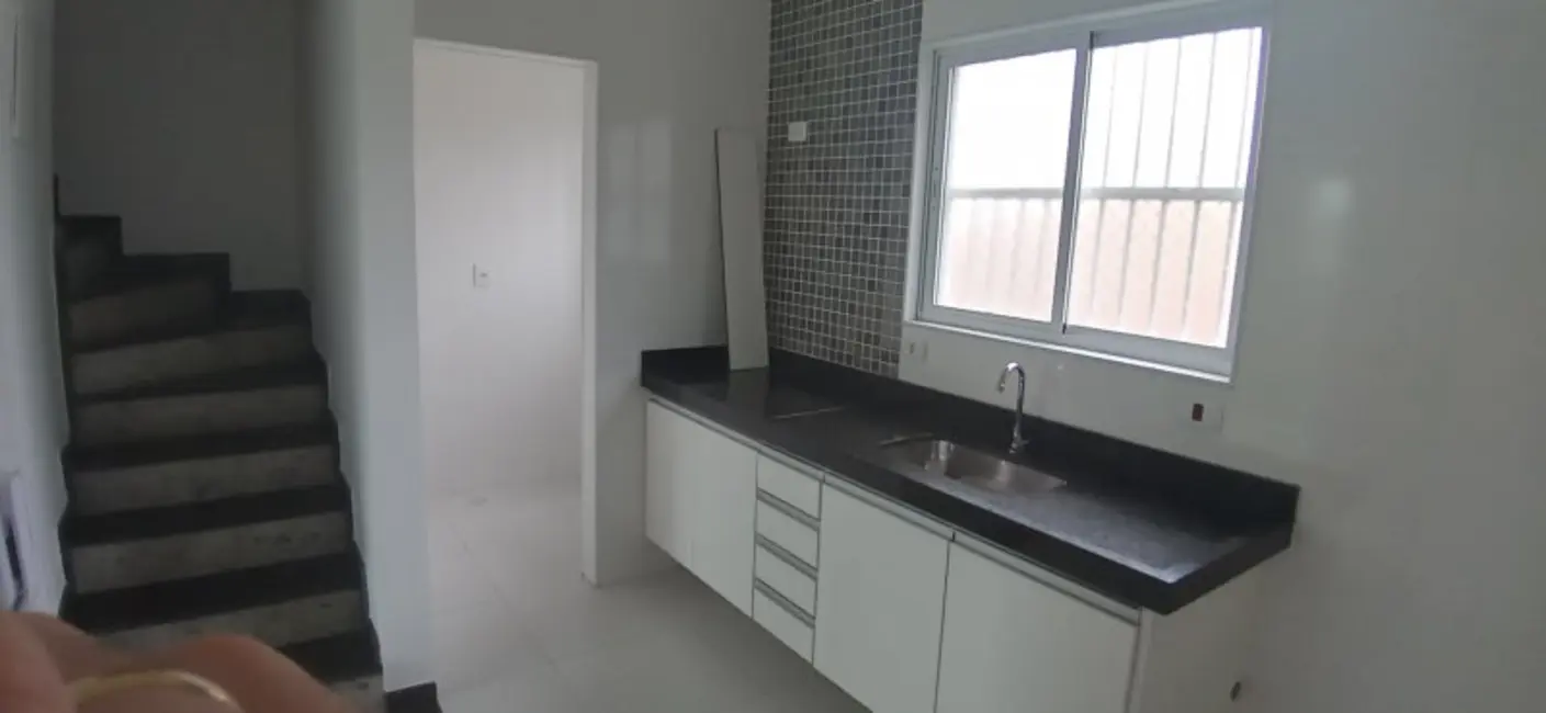 Casa com 2 quartos à venda, 100m2 em Estuário, Santos - SP - imagem 8 Foto 8 de Casa com 2 quartos à venda, 100m2 em Estuário, Santos - SP