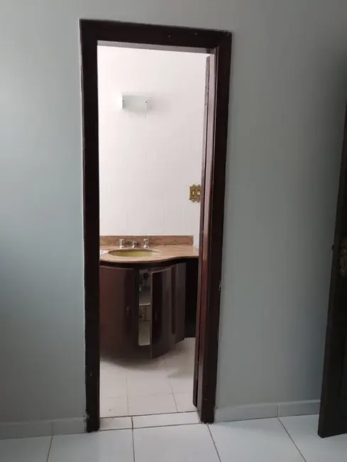 Casa com 3 quartos para alugar, 340m2 em Aparecida, Santos - SP - imagem 7 Foto 7 de Casa com 3 quartos para alugar, 340m2 em Aparecida, Santos - SP