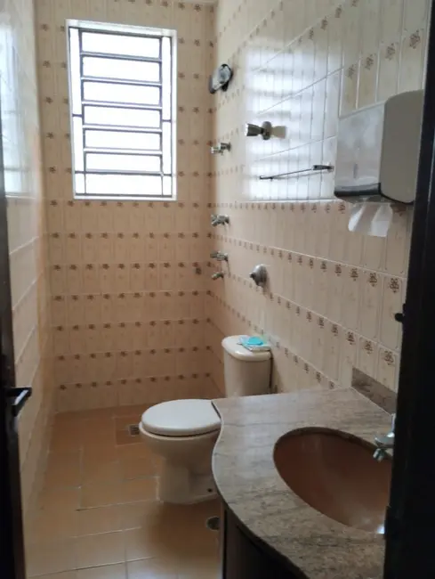 Casa com 3 quartos para alugar, 340m2 em Aparecida, Santos - SP - imagem 6 Foto 6 de Casa com 3 quartos para alugar, 340m2 em Aparecida, Santos - SP