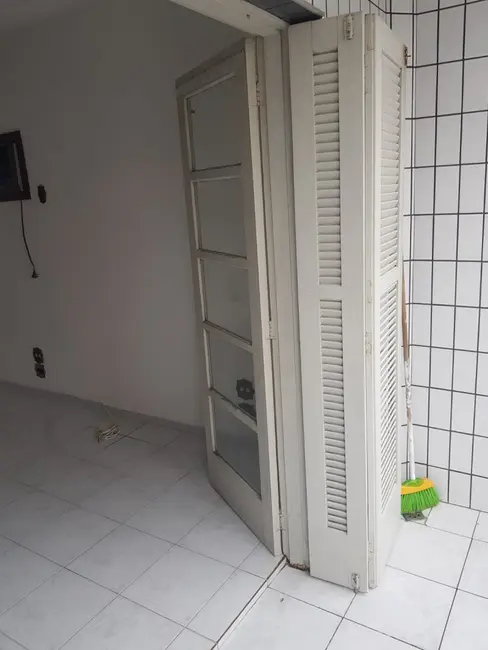 Apartamento com 3 quartos à venda, 160m2 em Gonzaga, Santos - SP - imagem 3 Foto 3 de Apartamento com 3 quartos à venda, 160m2 em Gonzaga, Santos - SP