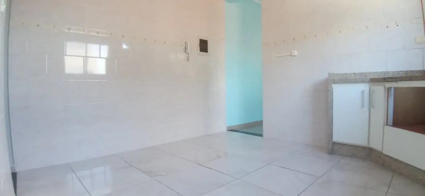 Foto 4 de Casa com 3 quartos à venda, 67m2 em Vila Cascatinha, Sao Vicente - SP