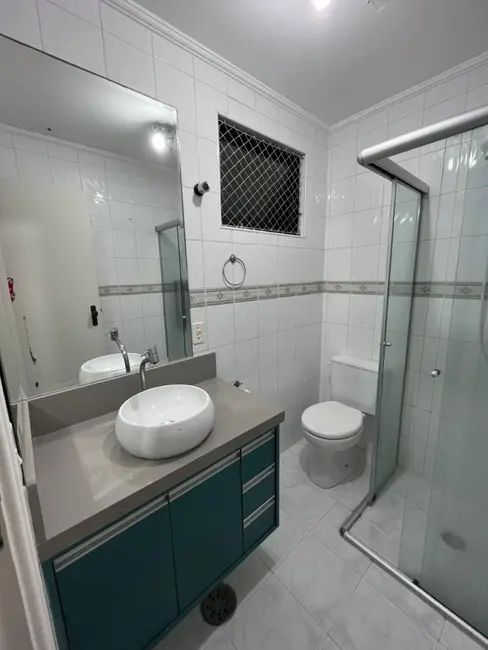 Apartamento com 2 quartos para alugar, 75m2 em Pompéia, Santos - SP - imagem 9 Foto 9 de Apartamento com 2 quartos para alugar, 75m2 em Pompéia, Santos - SP