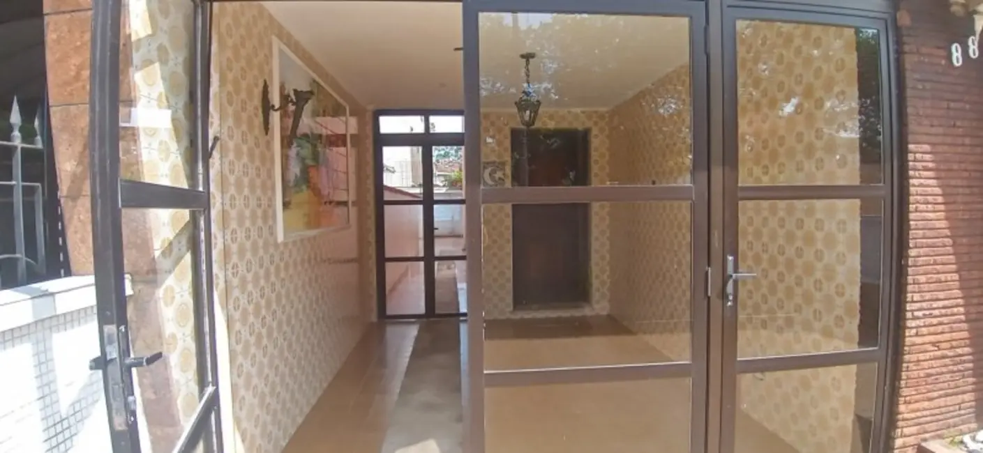 Casa com 3 quartos à venda, 275m2 em Vila Belmiro, Santos - SP - imagem 4 Foto 4 de Casa com 3 quartos à venda, 275m2 em Vila Belmiro, Santos - SP