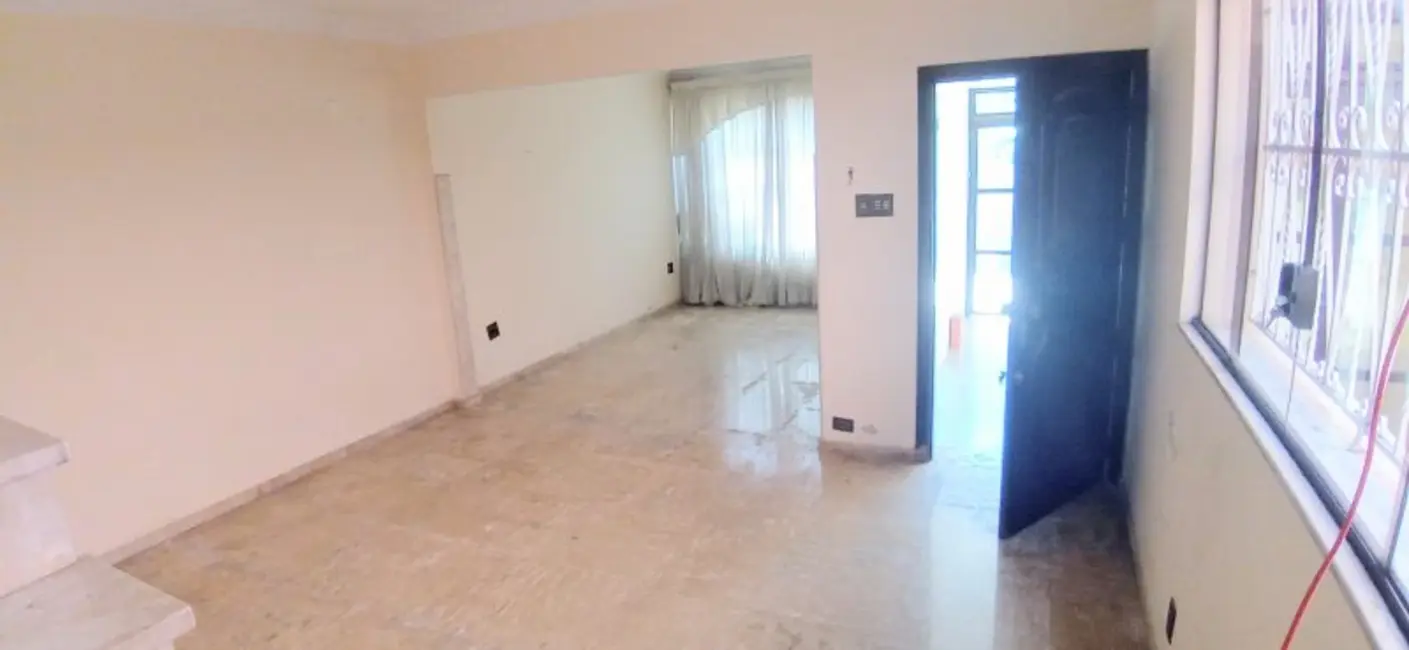 Casa com 3 quartos à venda, 275m2 em Vila Belmiro, Santos - SP - imagem 9 Foto 9 de Casa com 3 quartos à venda, 275m2 em Vila Belmiro, Santos - SP