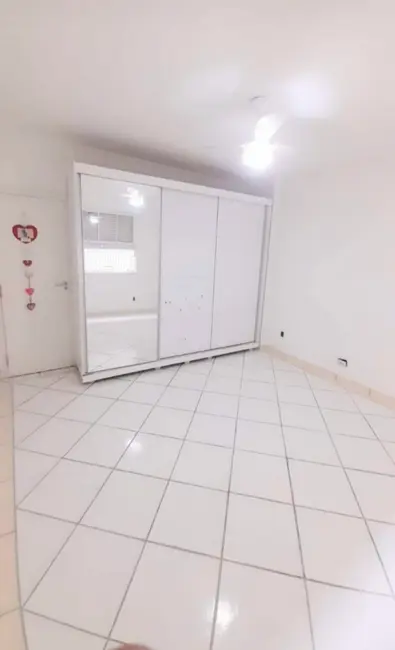 Foto 5 de Apartamento com 2 quartos à venda, 100m2 em Embaré, Santos - SP