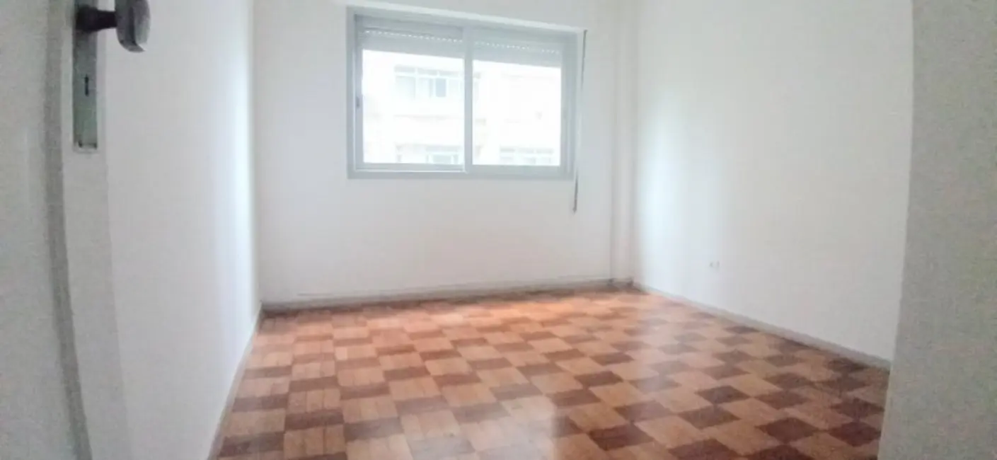 Apartamento com 3 quartos para alugar, 110m2 em Gonzaga, Santos - SP - imagem 6 Foto 6 de Apartamento com 3 quartos para alugar, 110m2 em Gonzaga, Santos - SP