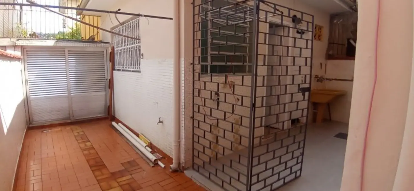 Foto 2 de Casa com 3 quartos para alugar, 285m2 em Marapé, Santos - SP