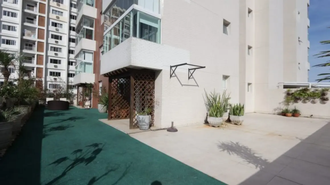 Apartamento com 4 quartos para alugar, 335m2 em Ponta da Praia, Santos - SP - imagem 9 Foto 9 de Apartamento com 4 quartos para alugar, 335m2 em Ponta da Praia, Santos - SP