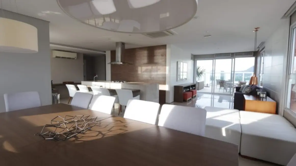 Foto 2 de Apartamento com 4 quartos para alugar, 335m2 em Ponta da Praia, Santos - SP