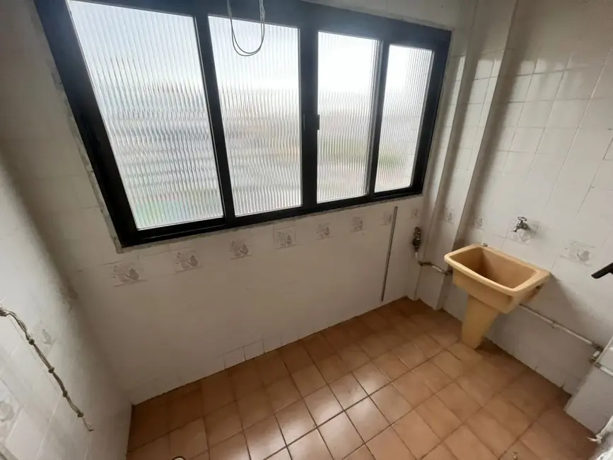 Foto 2 de Apartamento com 2 quartos à venda, 70m2 em Encruzilhada, Santos - SP