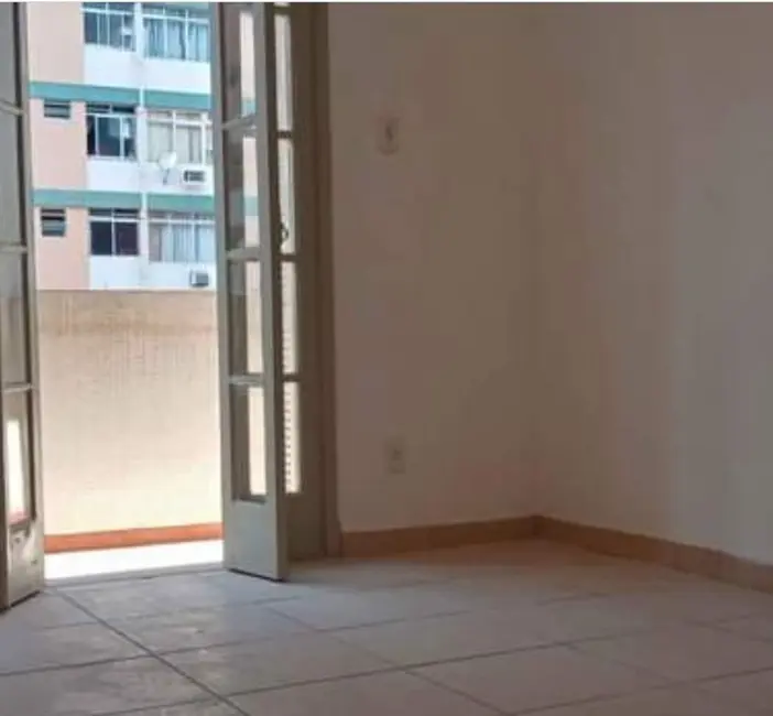 Apartamento com 2 quartos para alugar, 60m2 em Embaré, Santos - SP - imagem 6 Foto 6 de Apartamento com 2 quartos para alugar, 60m2 em Embaré, Santos - SP