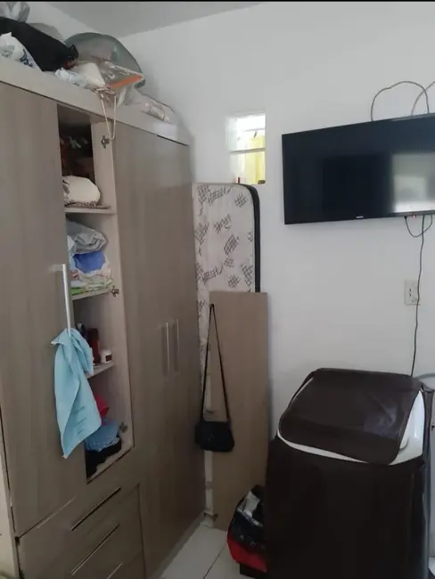 Foto 3 de Kitnet com 1 quarto à venda, 20m2 em Itararé, Sao Vicente - SP