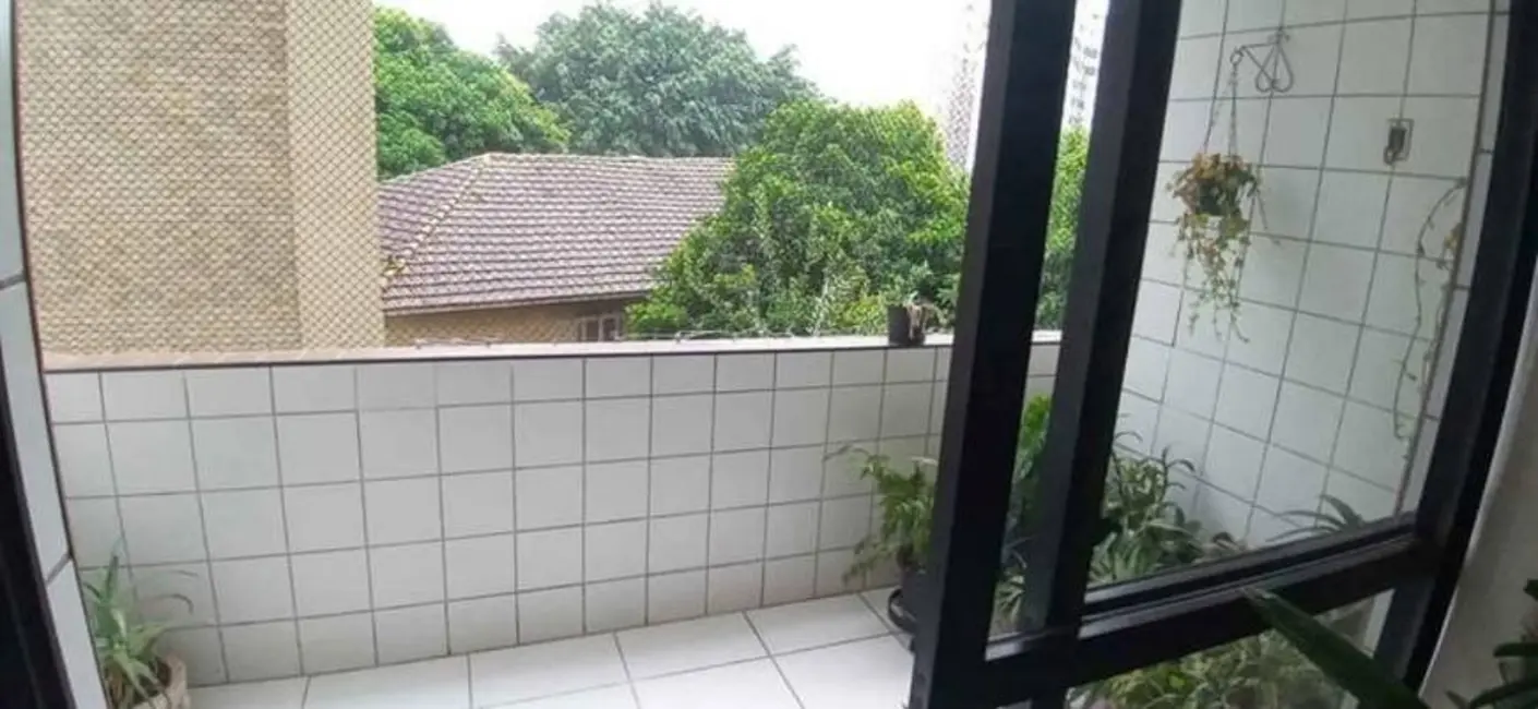 Apartamento com 2 quartos para alugar, 110m2 em Macuco, Santos - SP - imagem 6 Foto 6 de Apartamento com 2 quartos para alugar, 110m2 em Macuco, Santos - SP