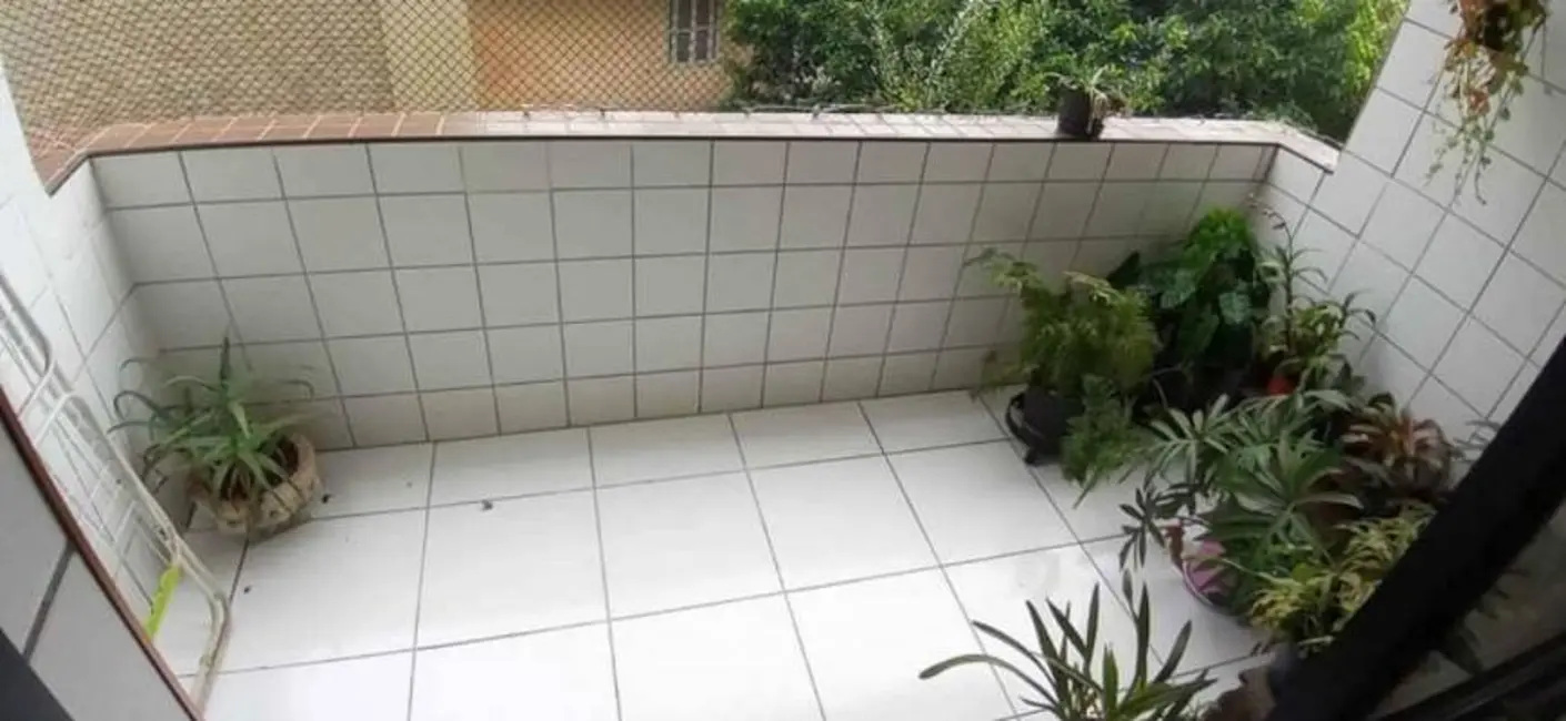 Apartamento com 2 quartos para alugar, 110m2 em Macuco, Santos - SP - imagem 4 Foto 4 de Apartamento com 2 quartos para alugar, 110m2 em Macuco, Santos - SP