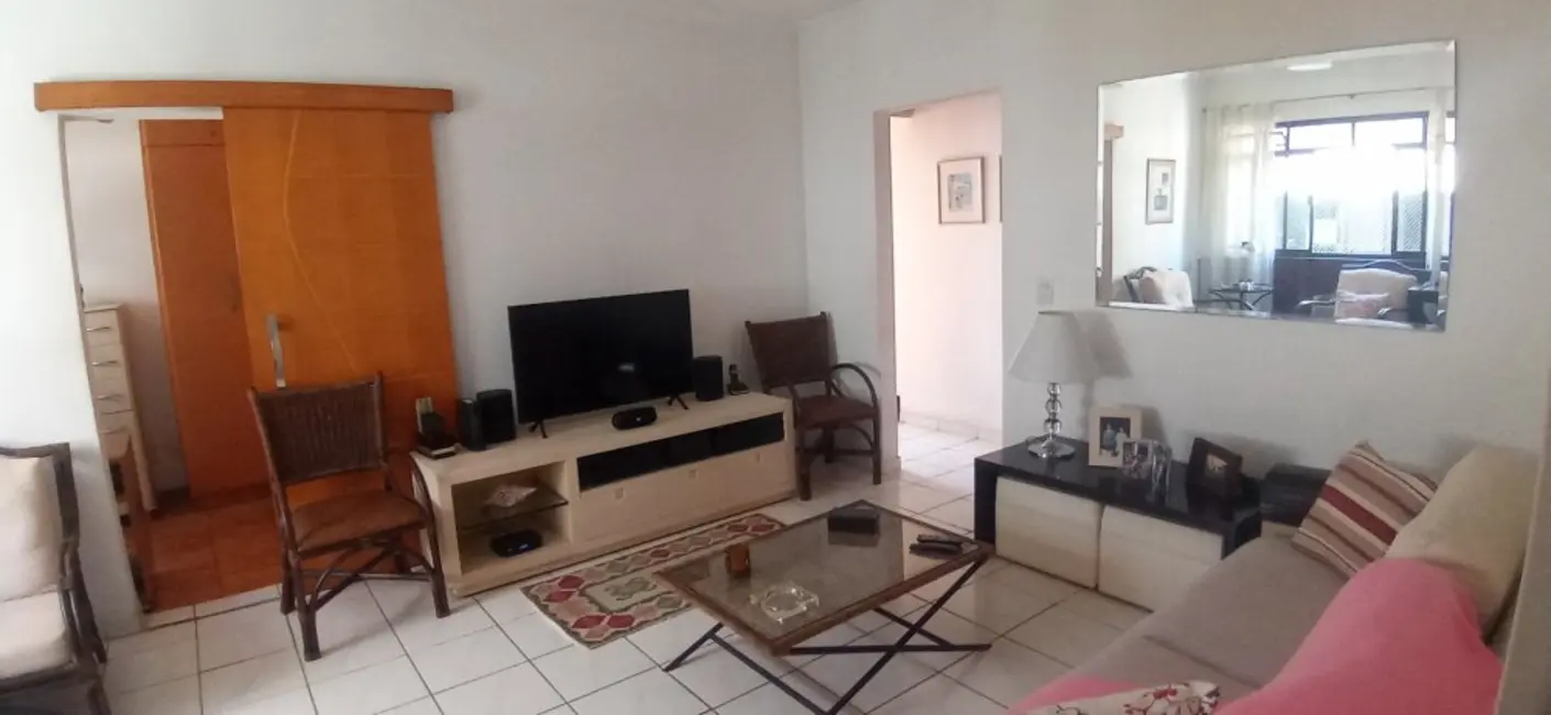 Foto 2 de Apartamento com 3 quartos à venda, 110m2 em Embaré, Santos - SP