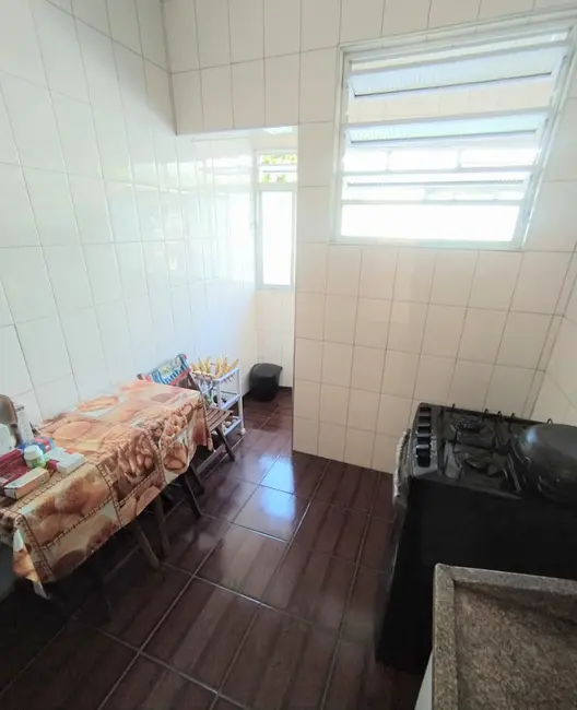 Foto 9 de Apartamento com 2 quartos à venda, 60m2 em Encruzilhada, Santos - SP