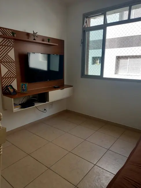 Foto 1 de Apartamento com 2 quartos à venda, 70m2 em Enseada, Guaruja - SP