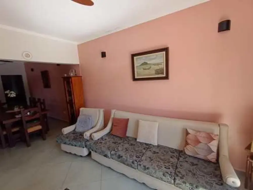 Foto 6 de Casa com 3 quartos à venda, 300m2 em Itanhaem - SP