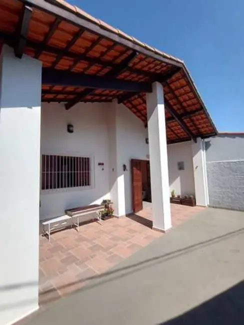 Foto 2 de Casa com 3 quartos à venda, 300m2 em Itanhaem - SP