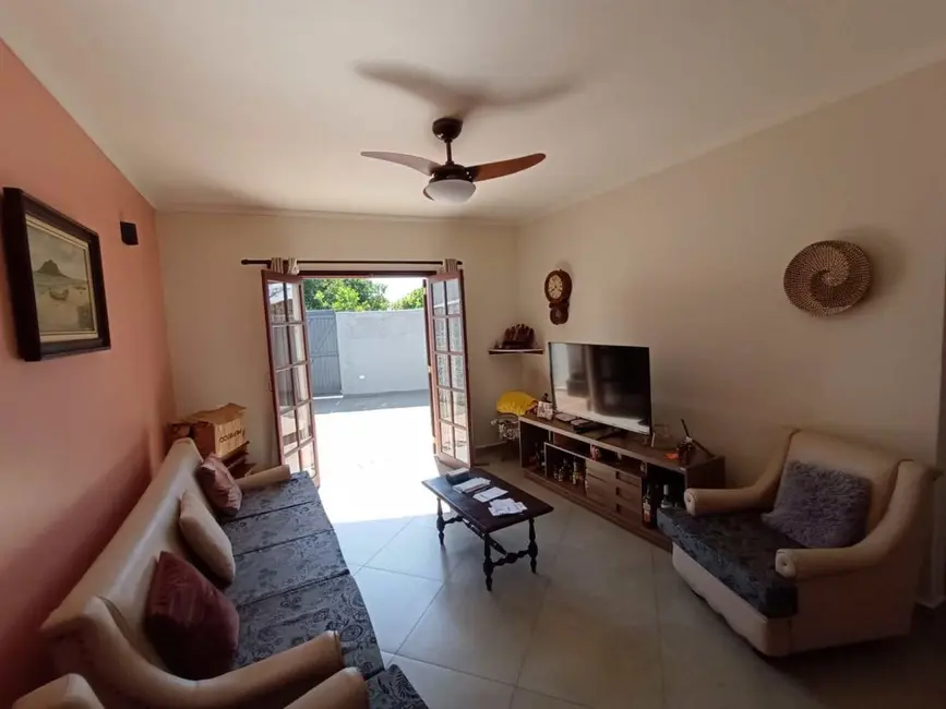 Foto 5 de Casa com 3 quartos à venda, 300m2 em Itanhaem - SP