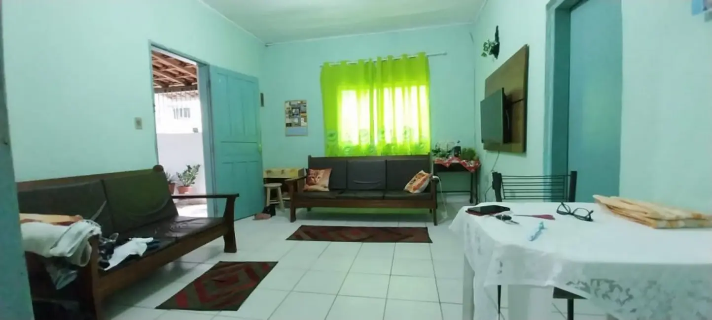 Casa com 2 quartos à venda, 250m2 em Peruibe - SP - imagem 7 Foto 7 de Casa com 2 quartos à venda, 250m2 em Peruibe - SP