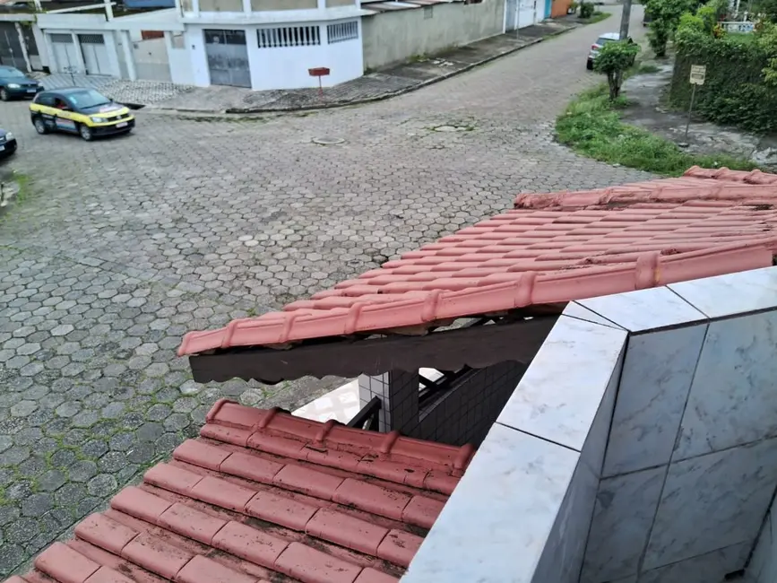 Foto 3 de Sobrado com 2 quartos à venda, 95m2 em Esplanada dos Barreiros, Sao Vicente - SP