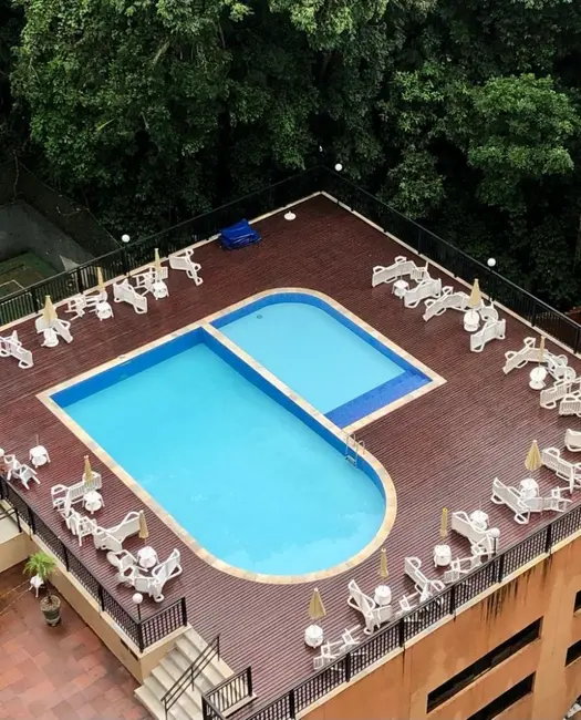 Apartamento com 4 quartos à venda, 183m2 em Pitangueiras, Guaruja - SP - imagem 3 Foto 3 de Apartamento com 4 quartos à venda, 183m2 em Pitangueiras, Guaruja - SP