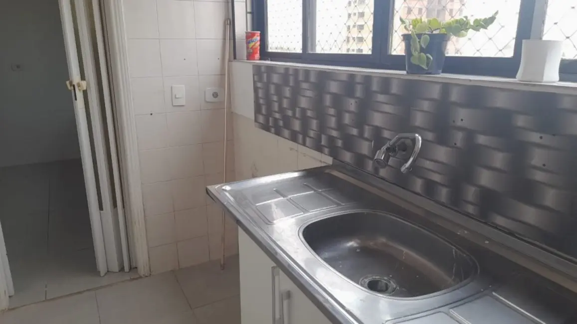 Apartamento com 2 quartos para alugar, 80m2 em Embaré, Santos - SP - imagem 8 Foto 8 de Apartamento com 2 quartos para alugar, 80m2 em Embaré, Santos - SP
