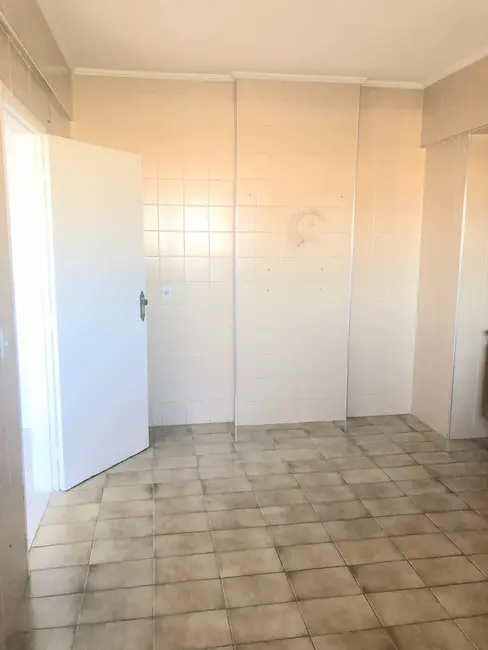 Apartamento com 1 quarto para alugar, 60m2 em Macuco, Santos - SP - imagem 5 Foto 5 de Apartamento com 1 quarto para alugar, 60m2 em Macuco, Santos - SP