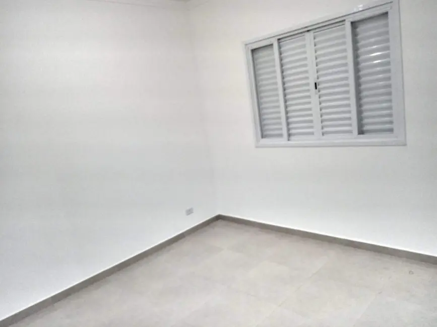 Casa com 2 quartos à venda, 150m2 em Rádio Clube, Santos - SP - imagem 7 Foto 7 de Casa com 2 quartos à venda, 150m2 em Rádio Clube, Santos - SP