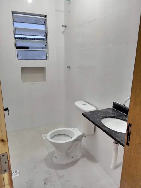 Casa com 2 quartos à venda, 150m2 em Rádio Clube, Santos - SP - imagem 8 Foto 8 de Casa com 2 quartos à venda, 150m2 em Rádio Clube, Santos - SP